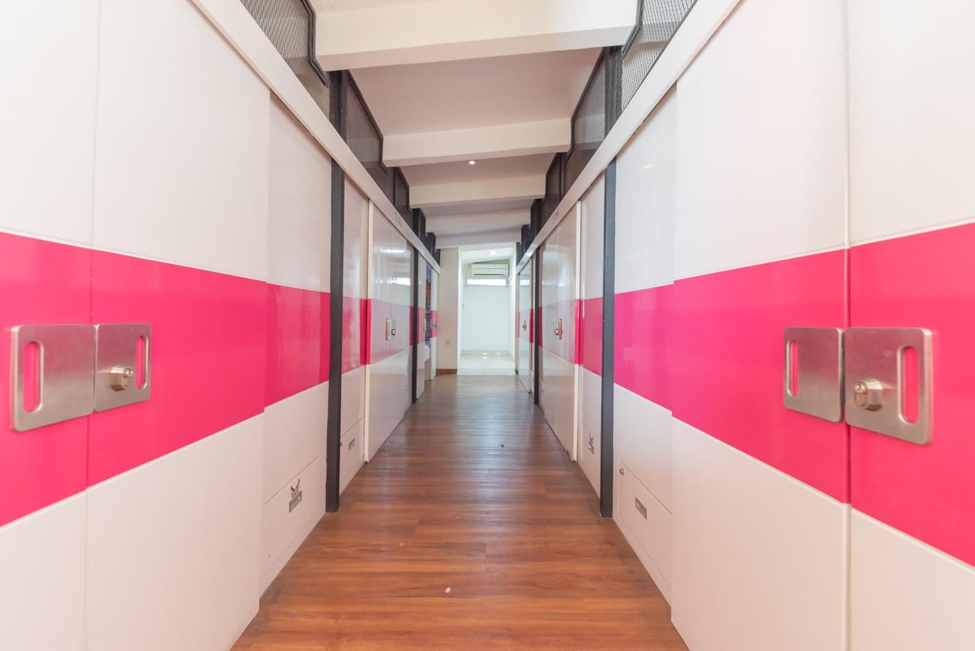 Reddoorz Hostel At Kiara Cozy Kircon Bandung Exterior foto